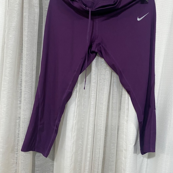 Nike Purple Leggings - Picture 3 of 4